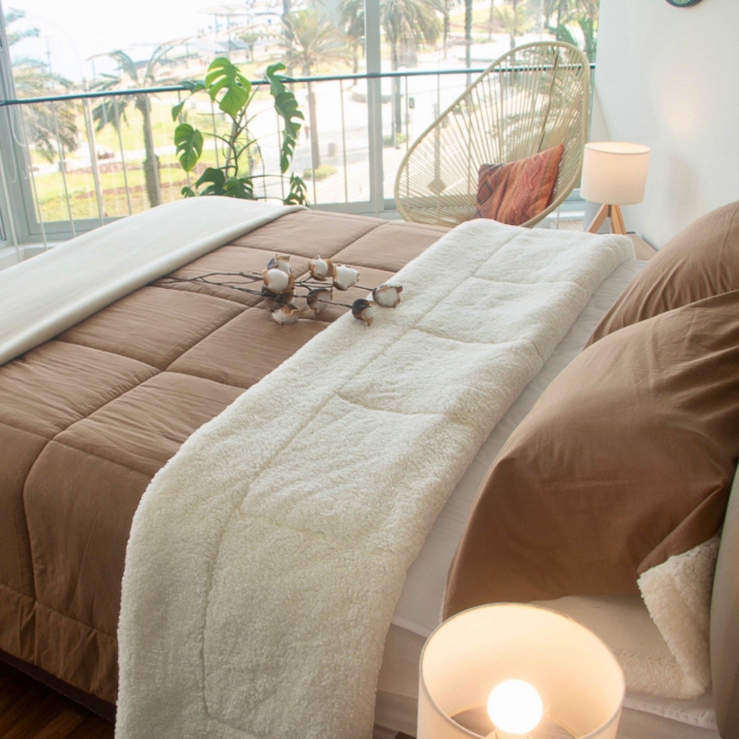 Edredón Almendra de Algodón Pima reverso Sherpa Edredón Almendra de Algodón Pima reverso Sherpa