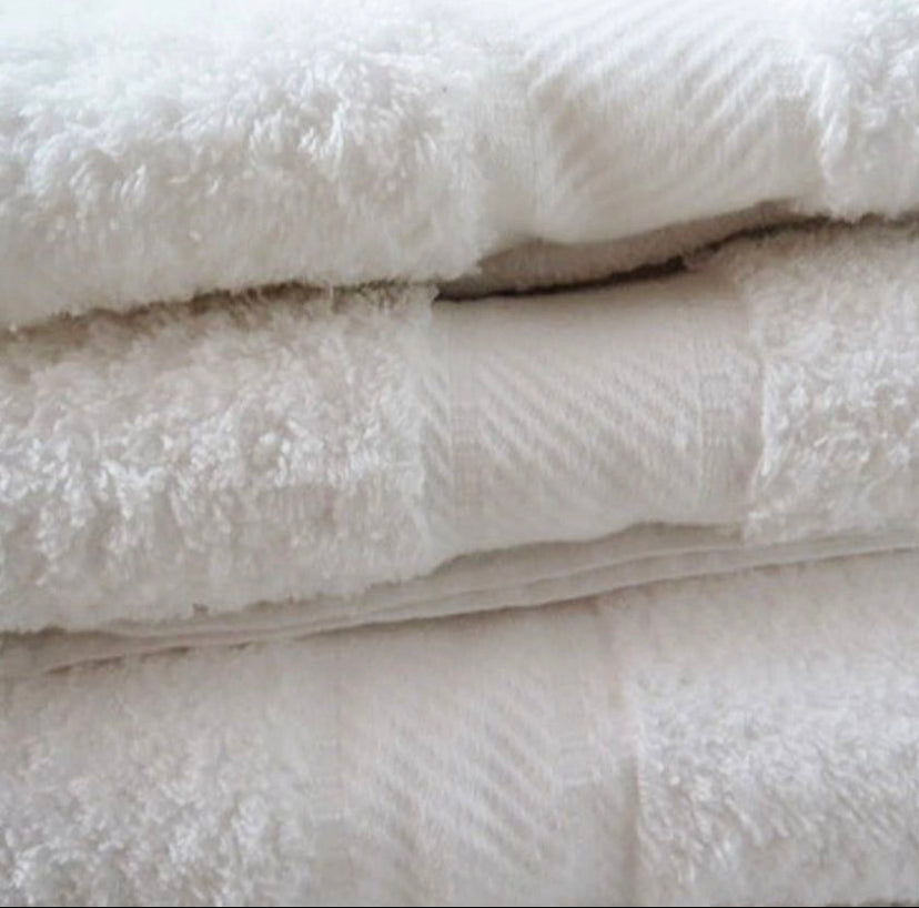 Toallas Hoteleras la Bellota Silver 560 Gramos Toallas Hoteleras la Bellota Silver 560 Gramos