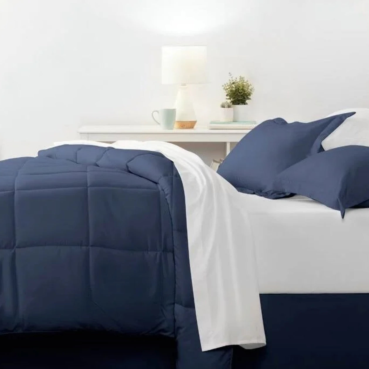 Cubrecama Delgado Azul Marino