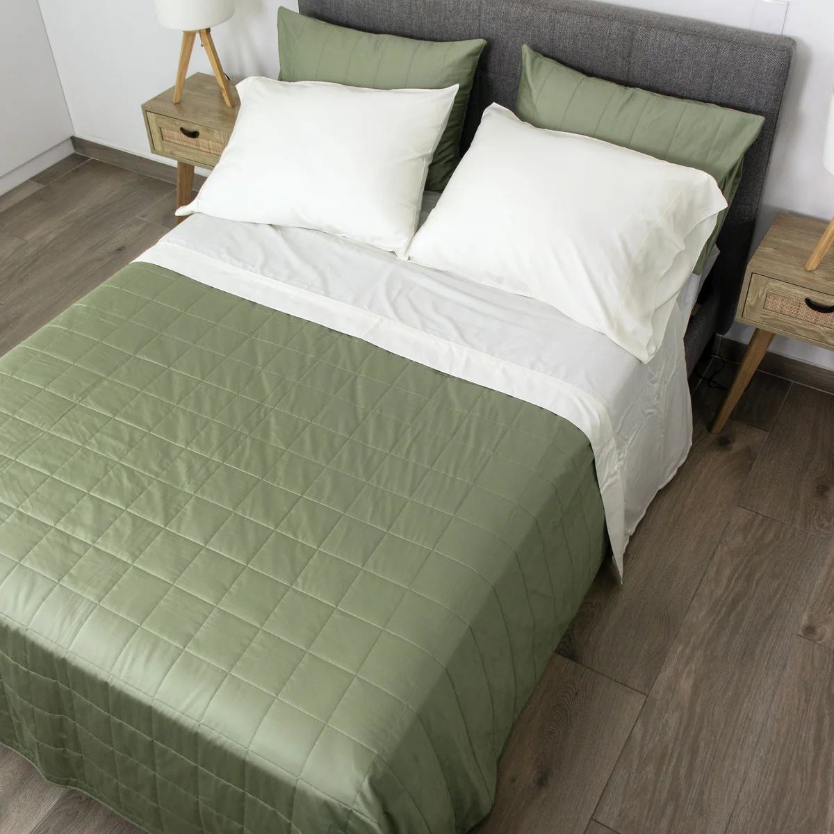 Cubrecamas, cobertores y quilts hoteleros ligeros para climas cálidos - ISATEX HOME